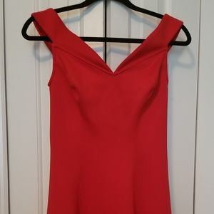 GUESS RED HOT S/L OFF SH FLARE DRESS